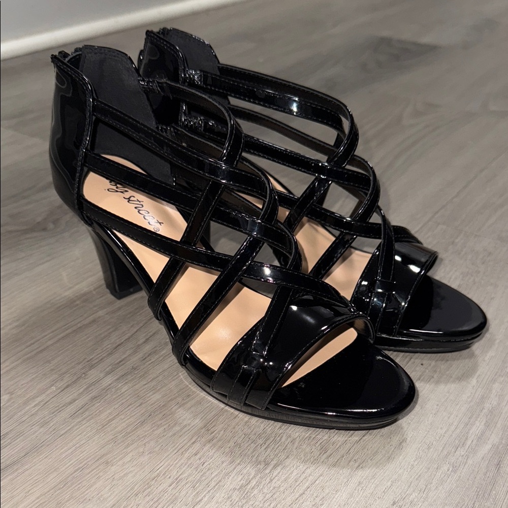 Easy Street Black Patent Heeled Strappy Sandals - Picture 2 of 3
